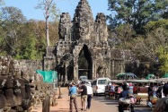 02-angkorthom
